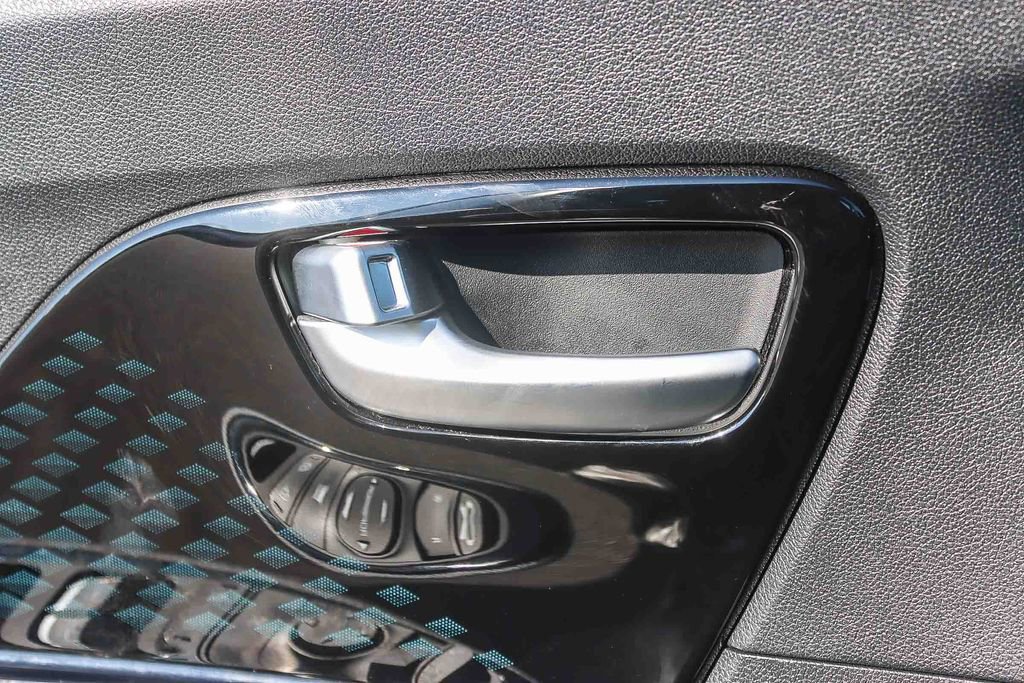 Used 2022 Kia Niro EX Premium image 47