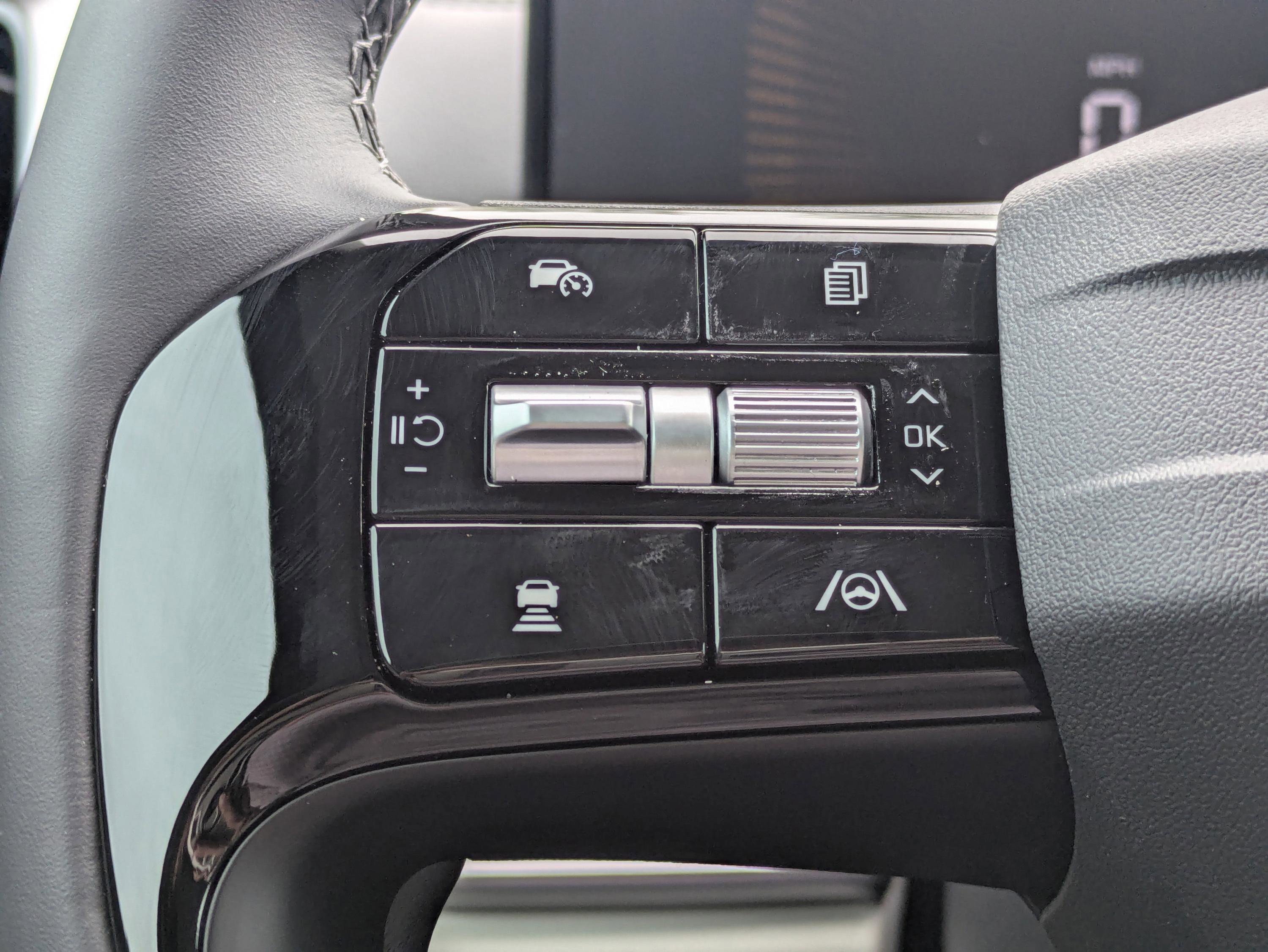 New 2026 Kia Sorento S FWD image 18