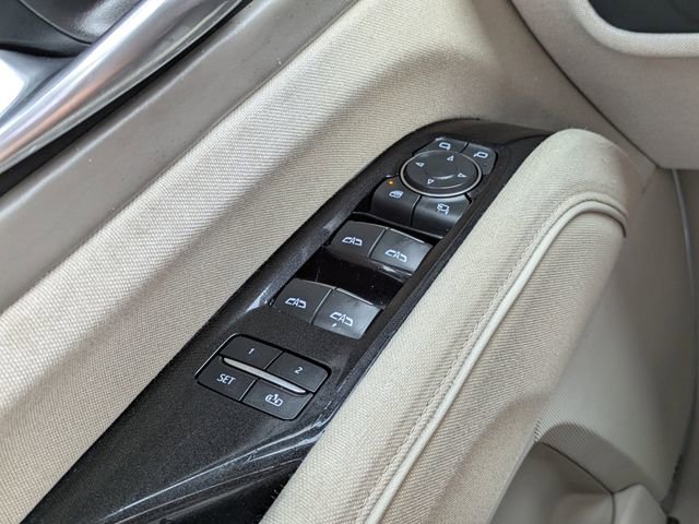 Used 2021 Cadillac Escalade Premium Luxury Platinum AWD/4WD image 27