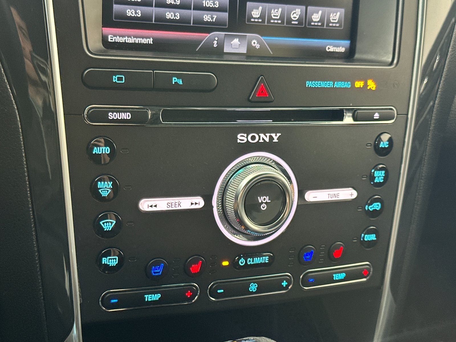 Used 2016 Ford Explorer Limited FWD image 18