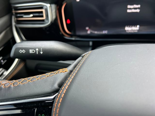 Used 2024 Jeep Grand Wagoneer Series III w/ Rear Seat Video Group 1 image 16