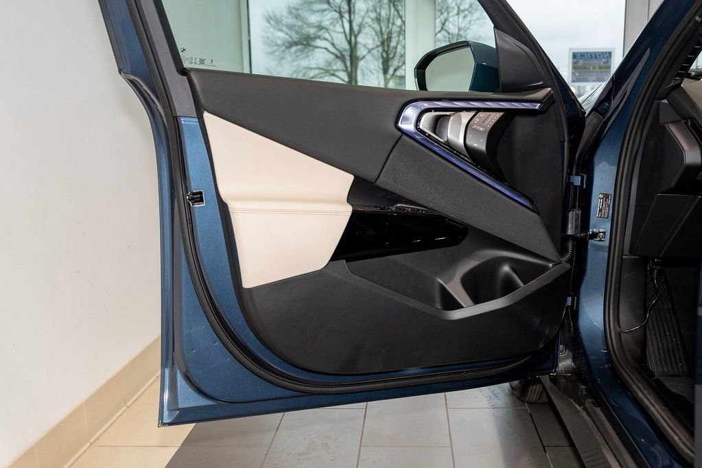 Used 2026 BMW X3 xDrive30 w/ Convenience Package image 12