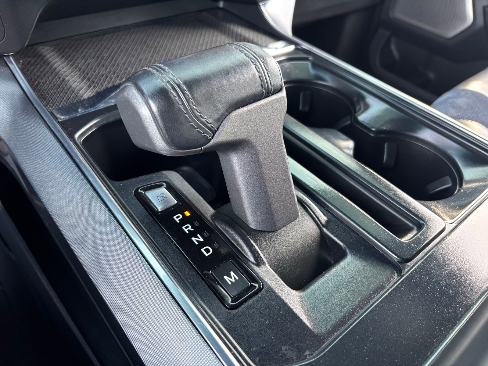 Used 2022 Ford F150 Raptor w/ Equipment Group 801A High AWD/4WD image 25