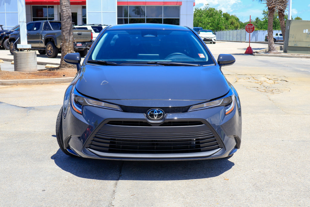 Used 2026 Toyota Corolla LE FWD image 25