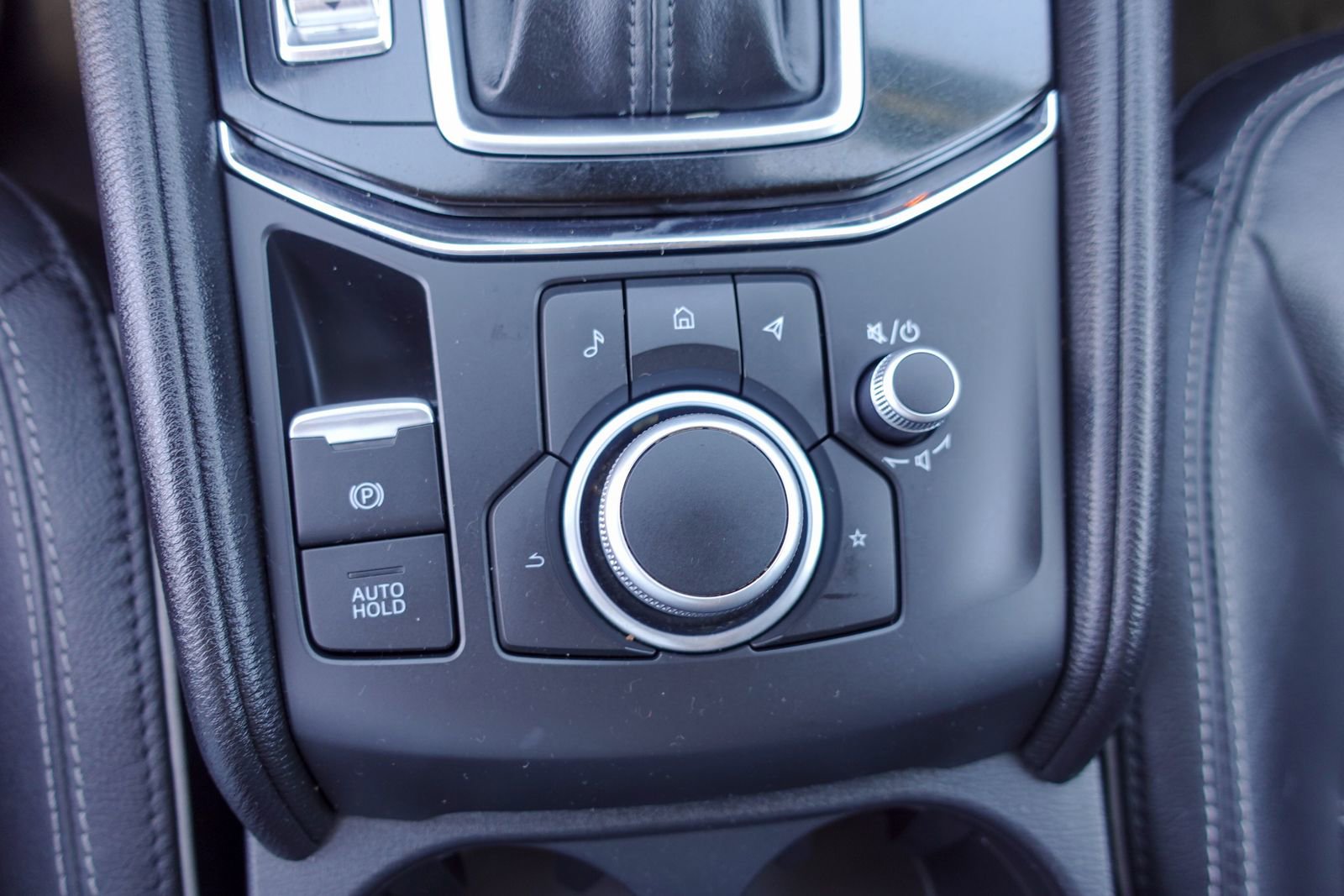 Certified 2025 MAZDA CX-5 AWD 2.5 S w/ Preferred Package image 23