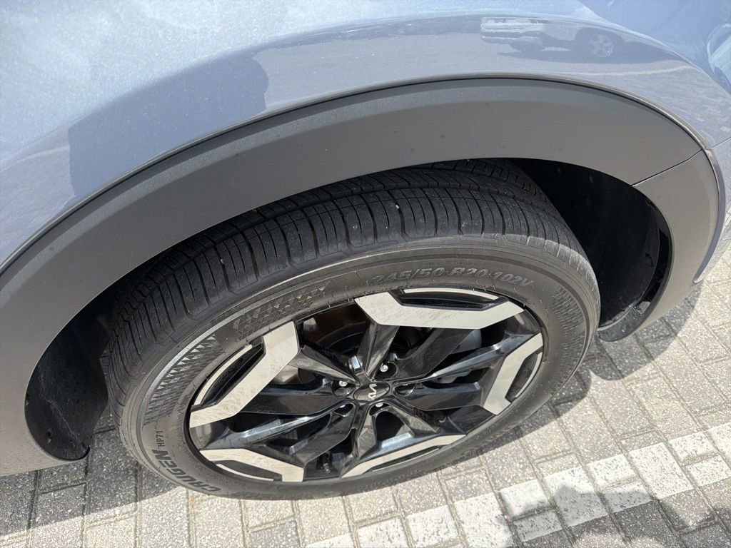 Used 2025 Kia Telluride S image 8