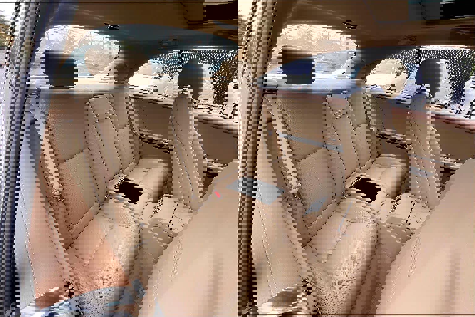 Used 2014 Mercedes-Benz CL 550 4MATIC image 29