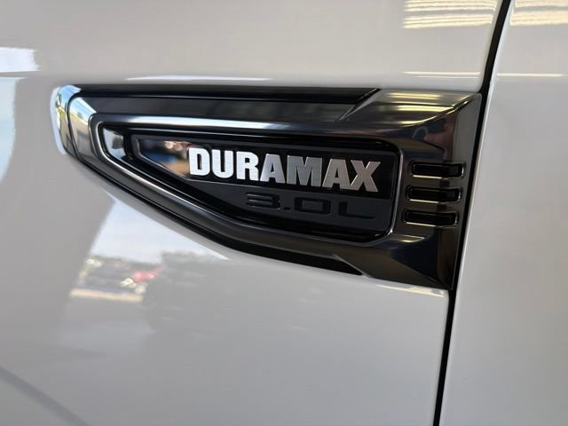 Used 2025 GMC Yukon AT4 w/ AT4 Premium Plus Package AWD/4WD image 10