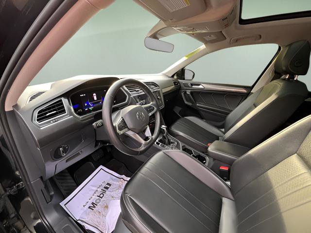 Used 2022 Volkswagen Tiguan SE image 13