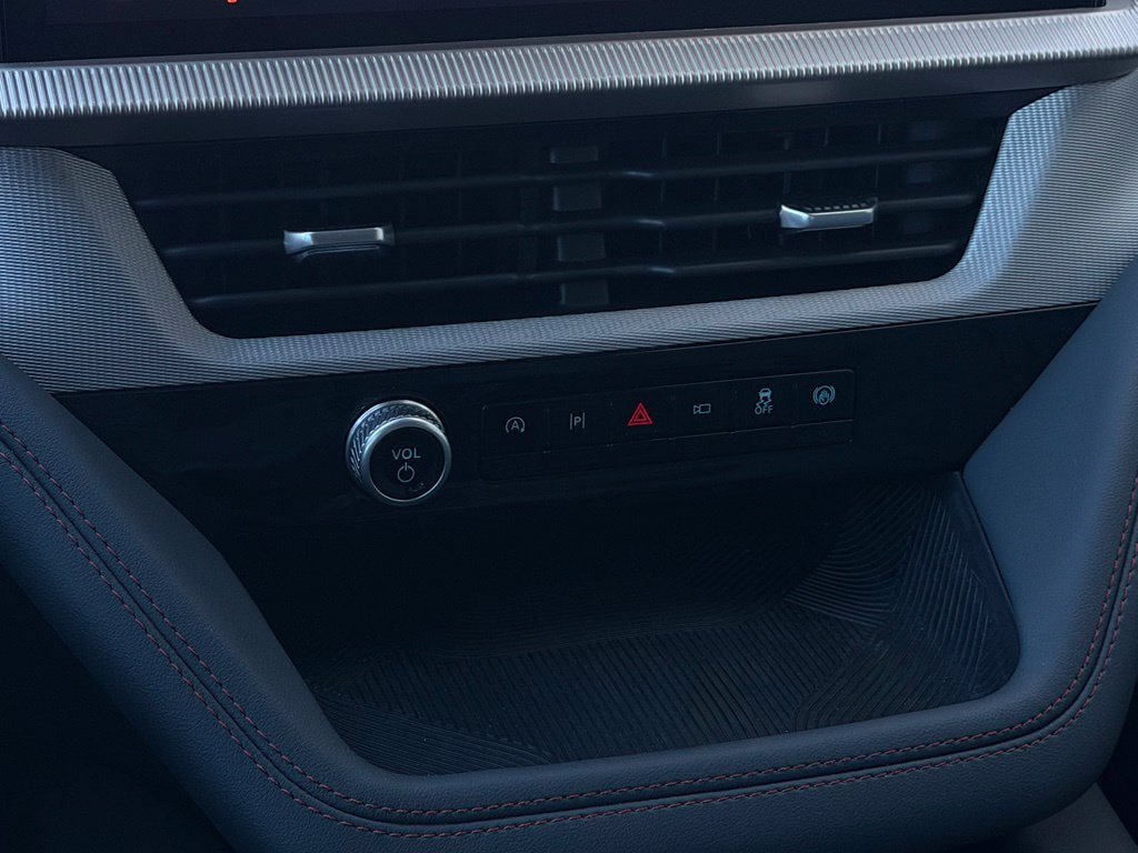 New 2026 Ford Explorer Active RWD image 15