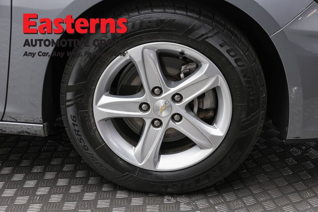 Used 2024 Chevrolet Malibu LS FWD image 30