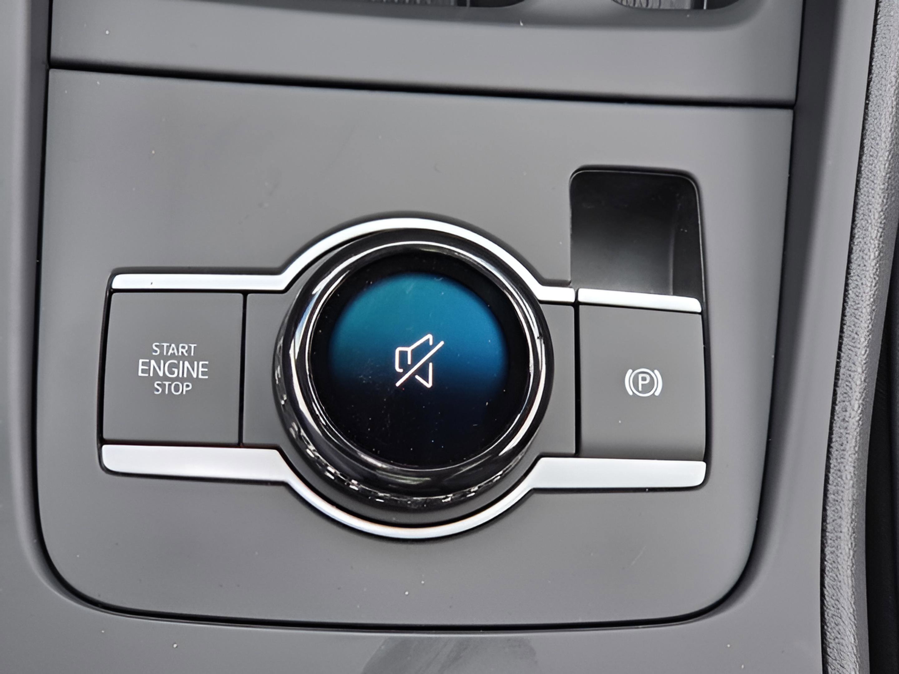 New 2026 Volkswagen Tiguan SE AWD/4WD image 13