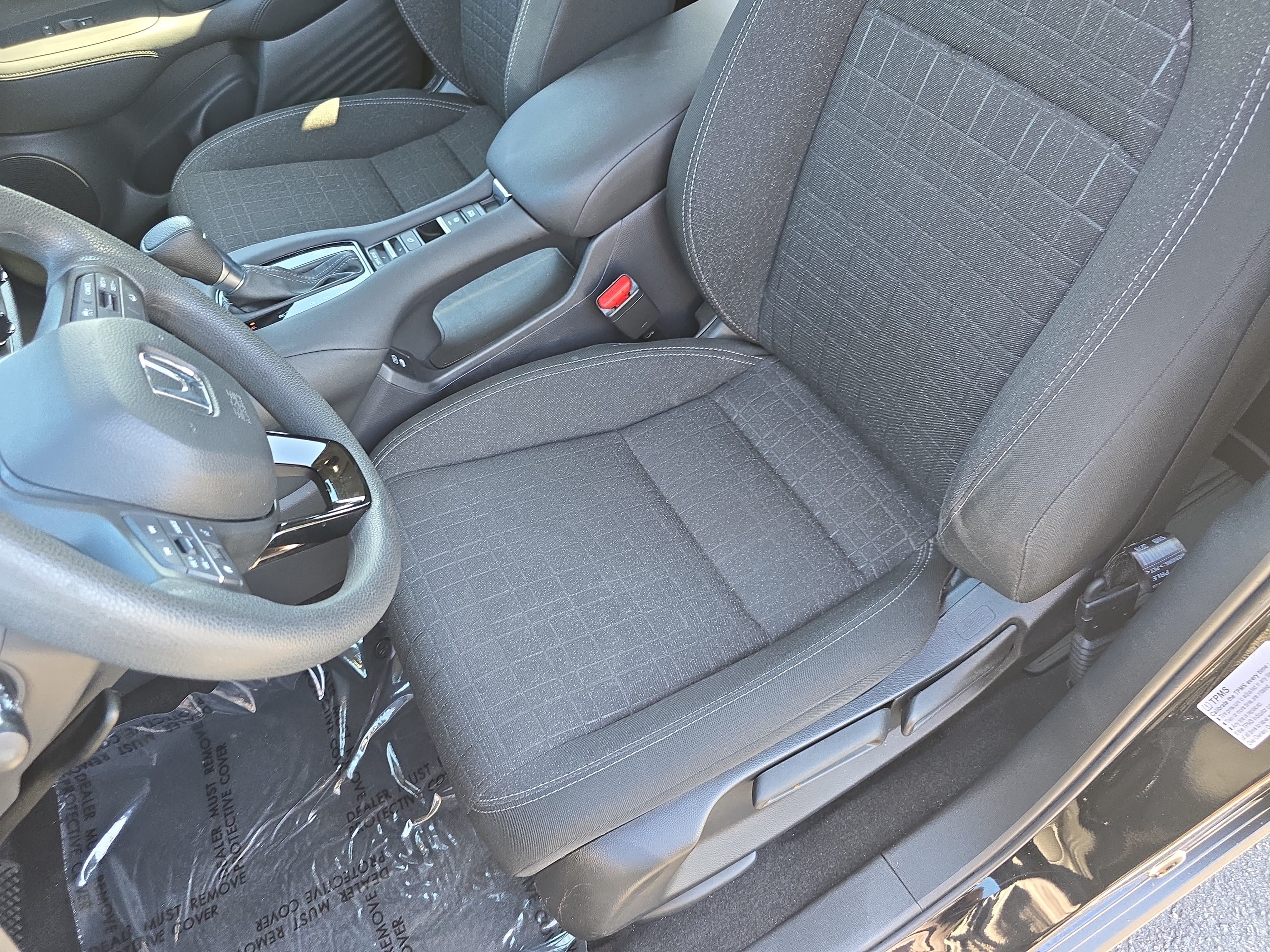 Certified 2024 Honda HR-V LX image 14