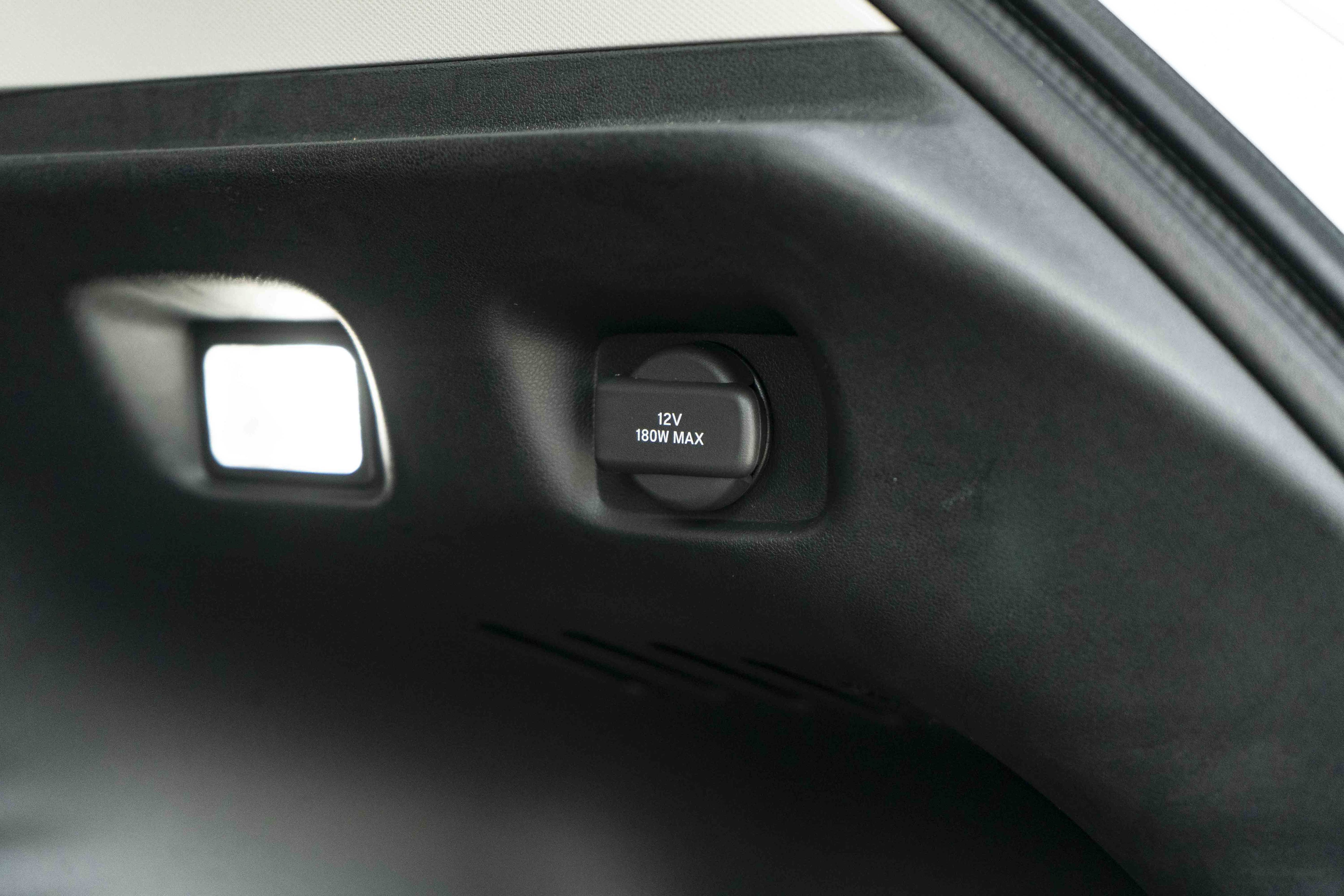 Certified 2026 Honda HR-V LX image 40