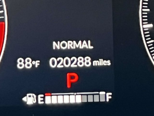 Used 2024 Honda HR-V LX image 25