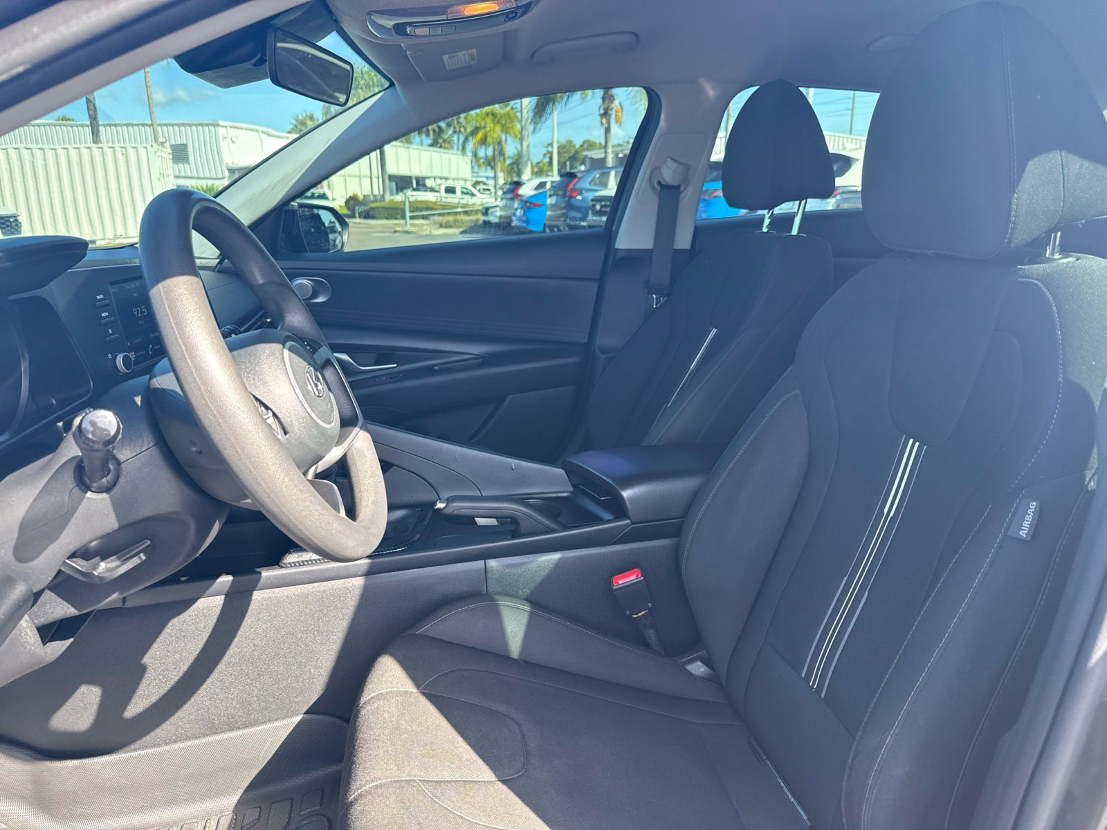 Used 2023 Hyundai Elantra SEL FWD image 10