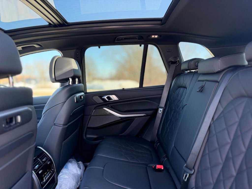 New 2026 BMW X5 M60i image 20