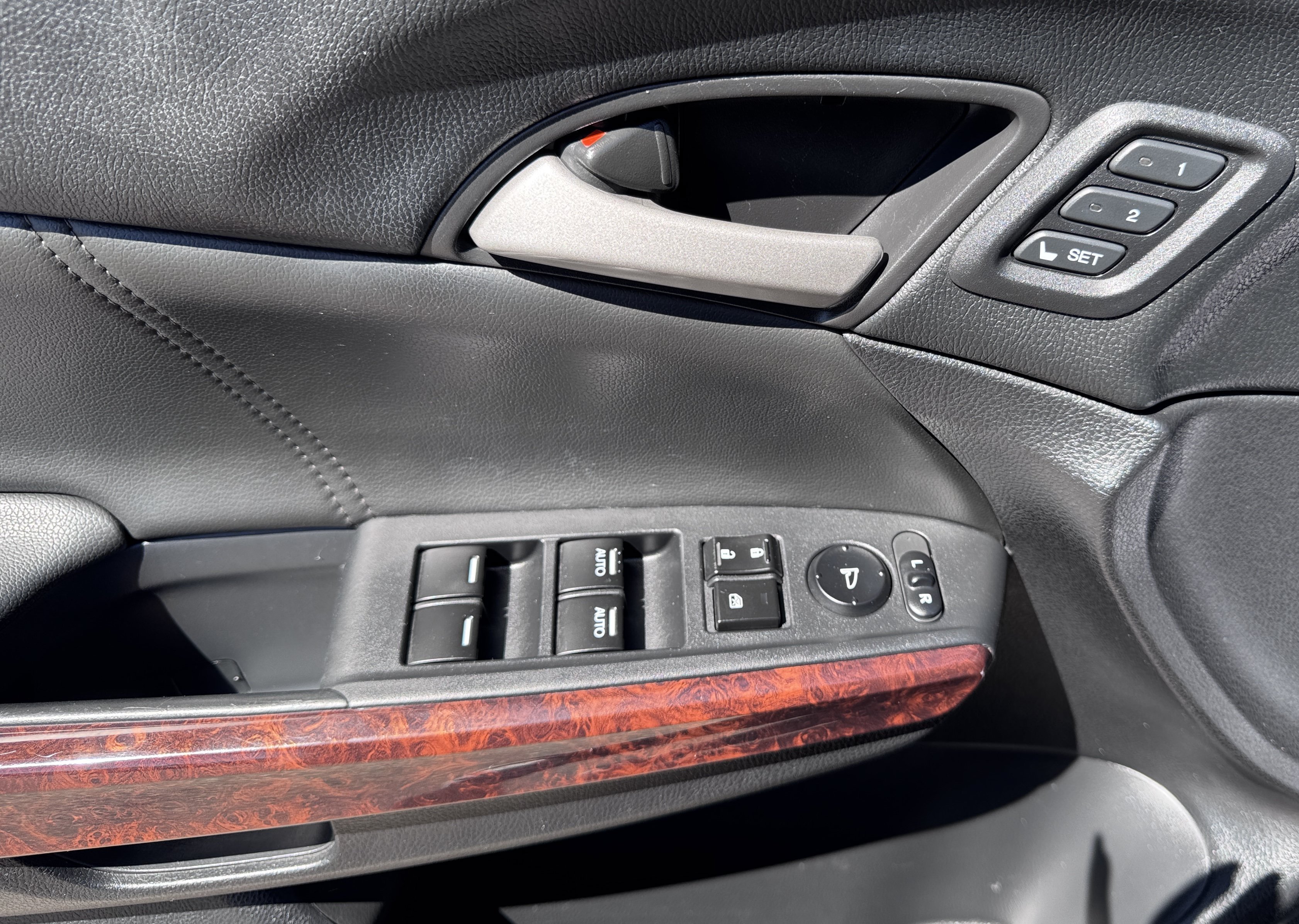 Used 2010 Honda Crosstour EX-L image 11