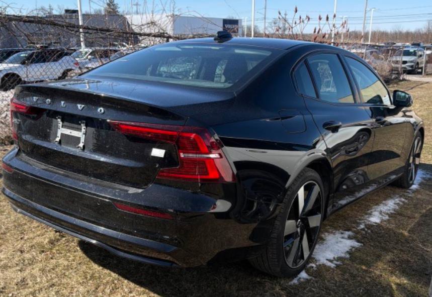 Certified 2024 Volvo S60 T8 Ultimate w/ Climate Package image 3