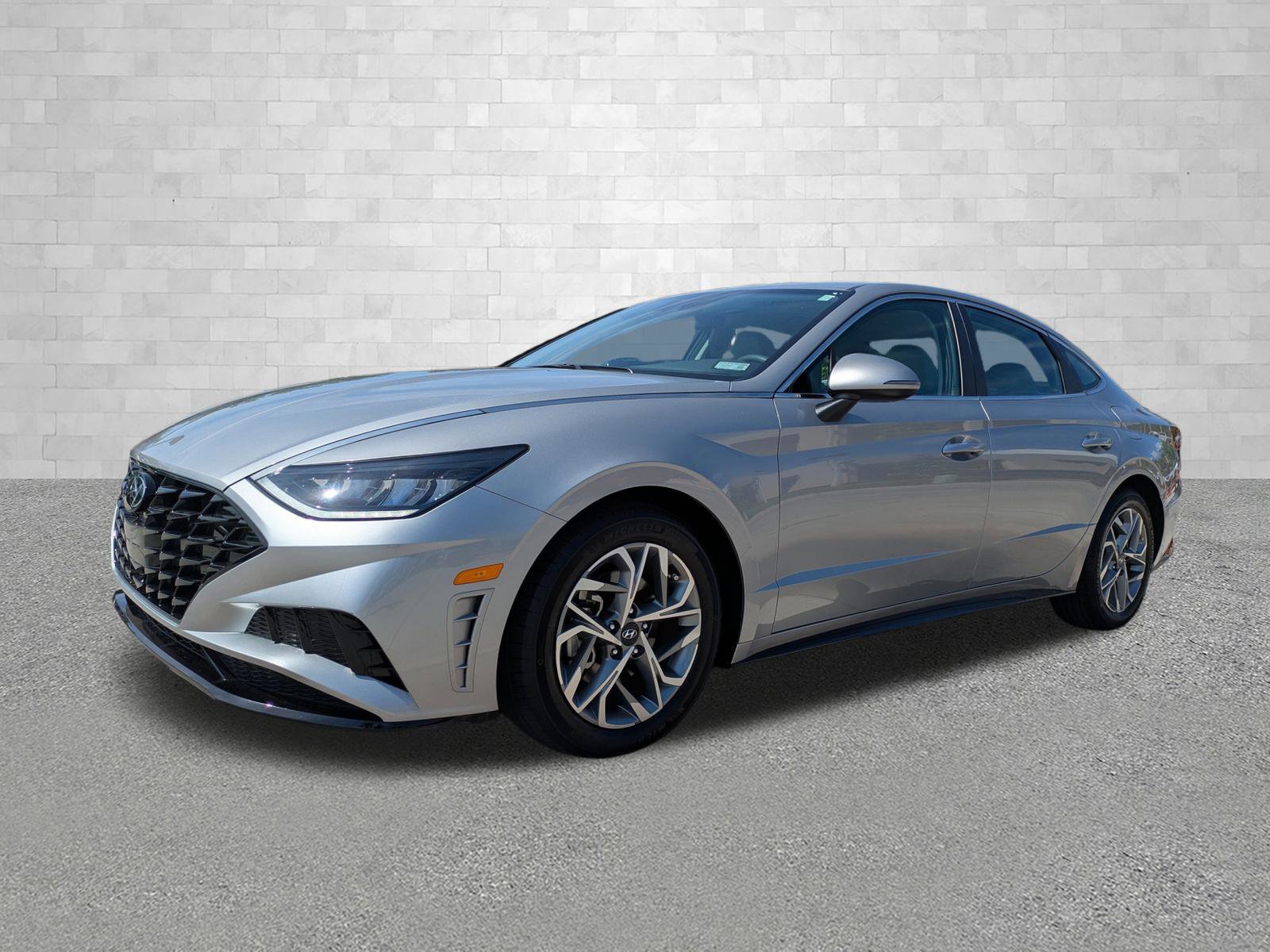 Used 2020 Hyundai Sonata SEL w/ Convenience Package FWD image 5