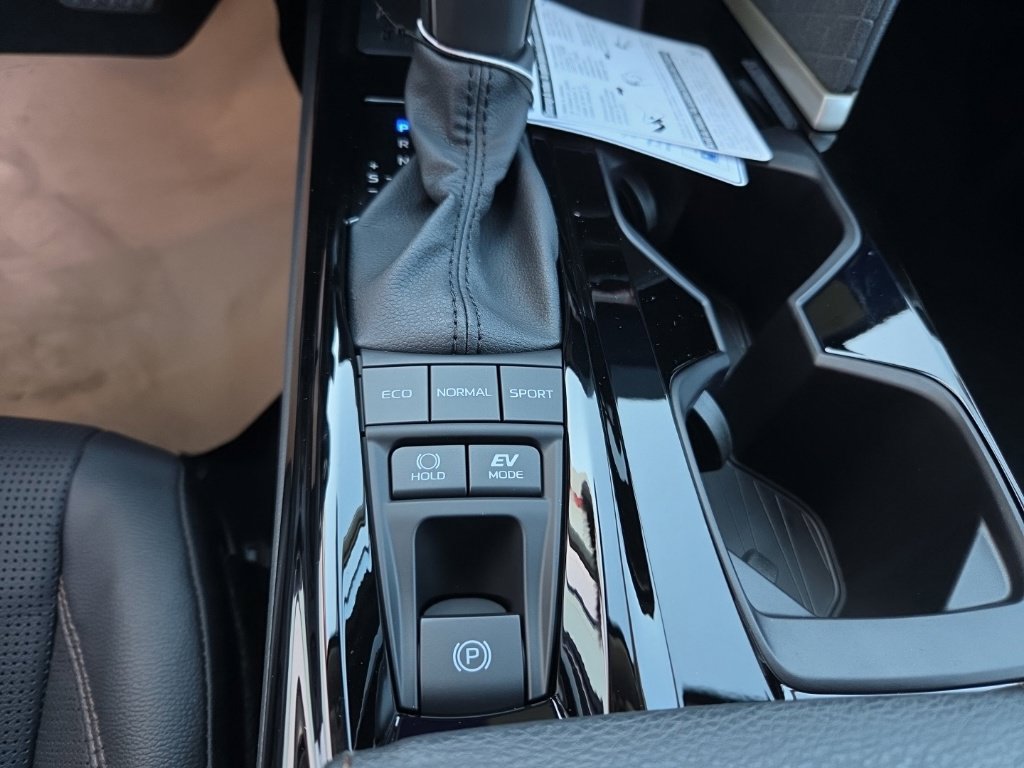 New 2026 Toyota Camry XLE AWD/4WD image 34