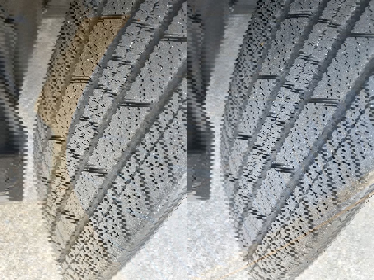 Used 2019 Subaru Ascent Premium image 10