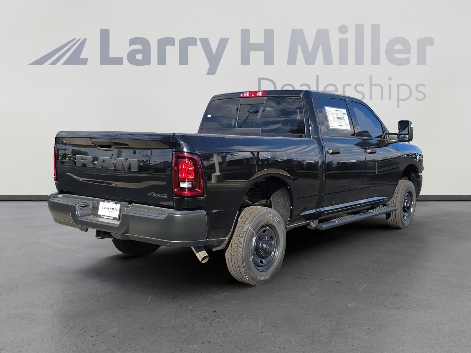 New 2026 RAM 2500 Tradesman AWD/4WD image 5