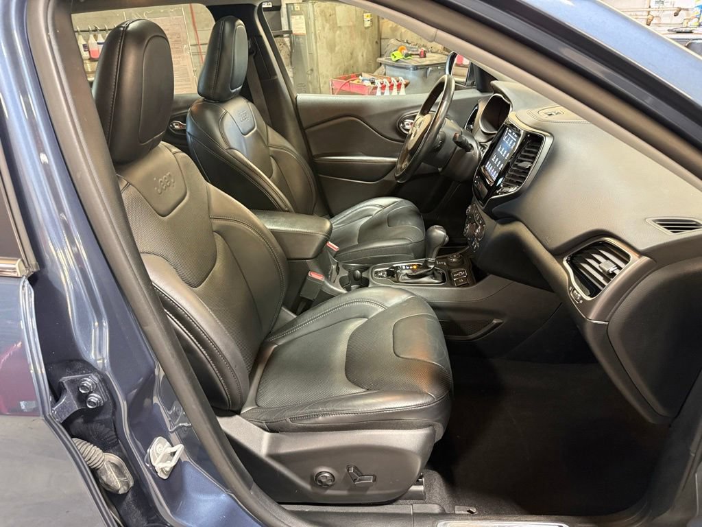 Certified 2020 Jeep Cherokee Limited AWD/4WD image 22