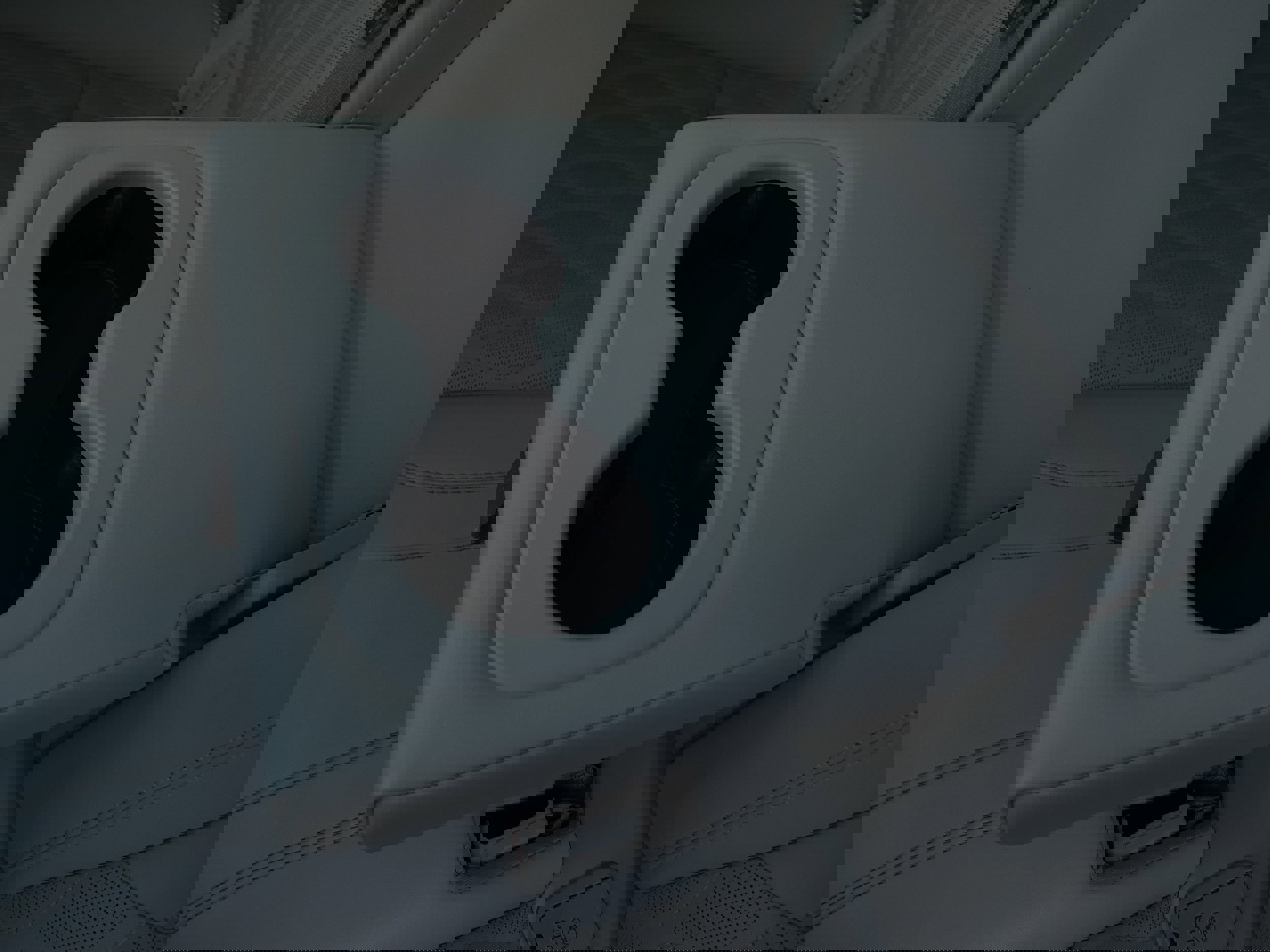 Used 2023 Buick Envision Avenir image 18