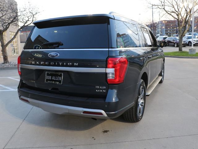 Used 2023 Ford Expedition Max XLT image 5