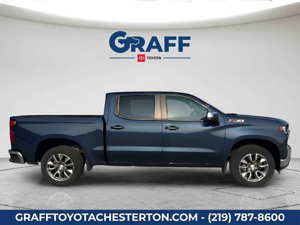 Used 2022 Chevrolet Silverado 1500 LT w/ Z71 Off-Road Package AWD/4WD image 5