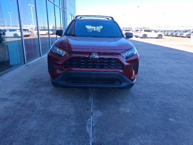 Used 2019 Toyota RAV4 LE FWD image 3