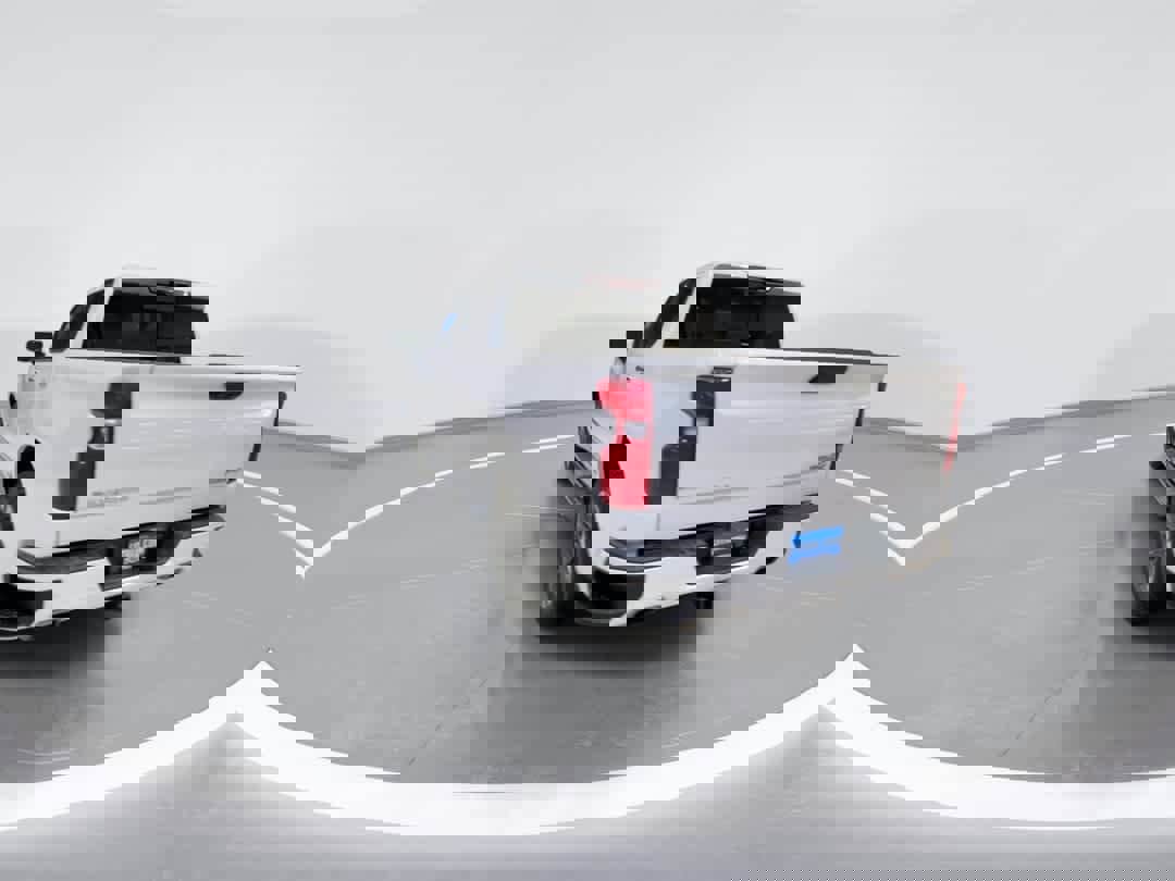 Used 2022 Chevrolet Silverado 1500 High Country w/ Technology Package image 7