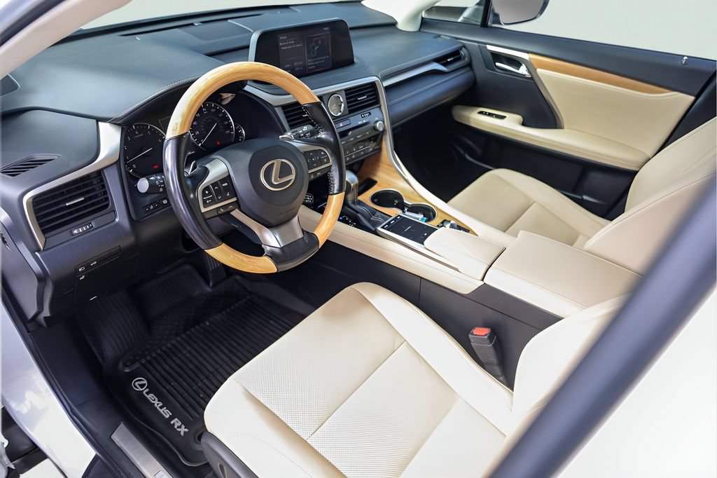 Used 2021 Lexus RX 350L FWD w/ Premium Package image 13