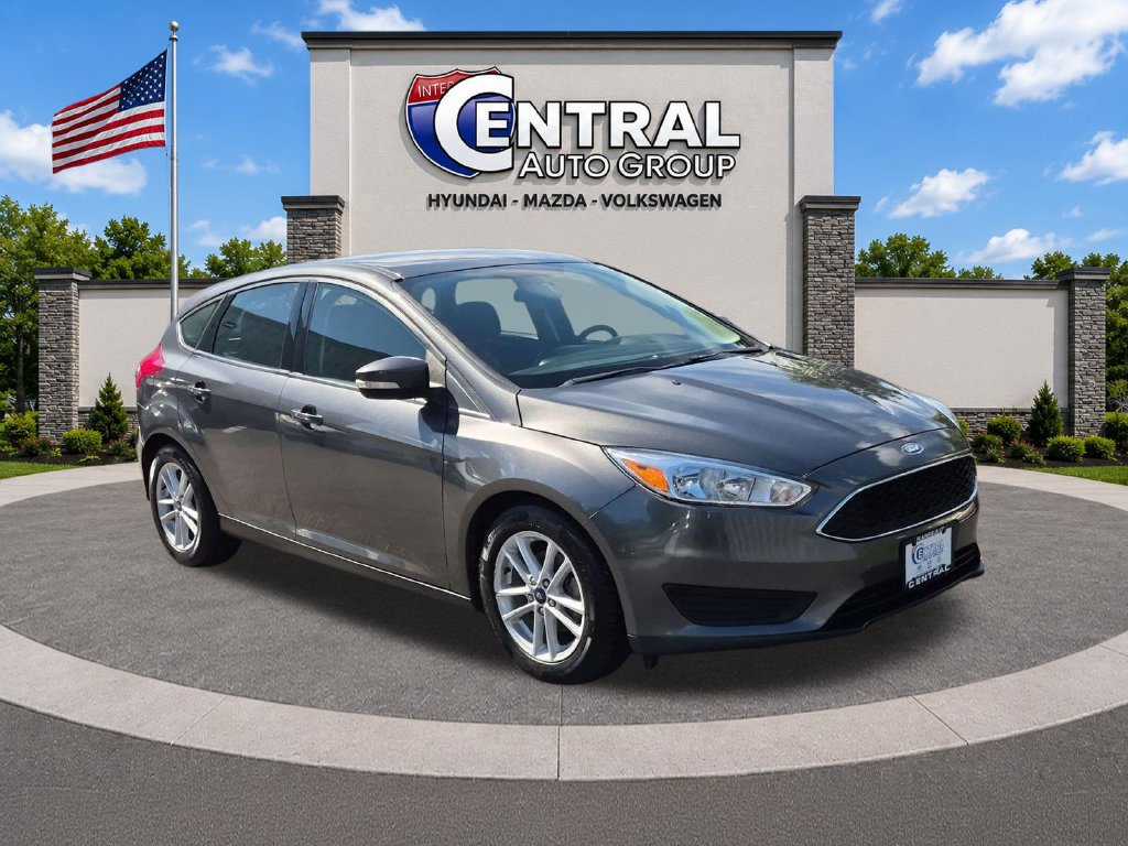 Used 2018 Ford Focus SE w/ Cold Weather Package