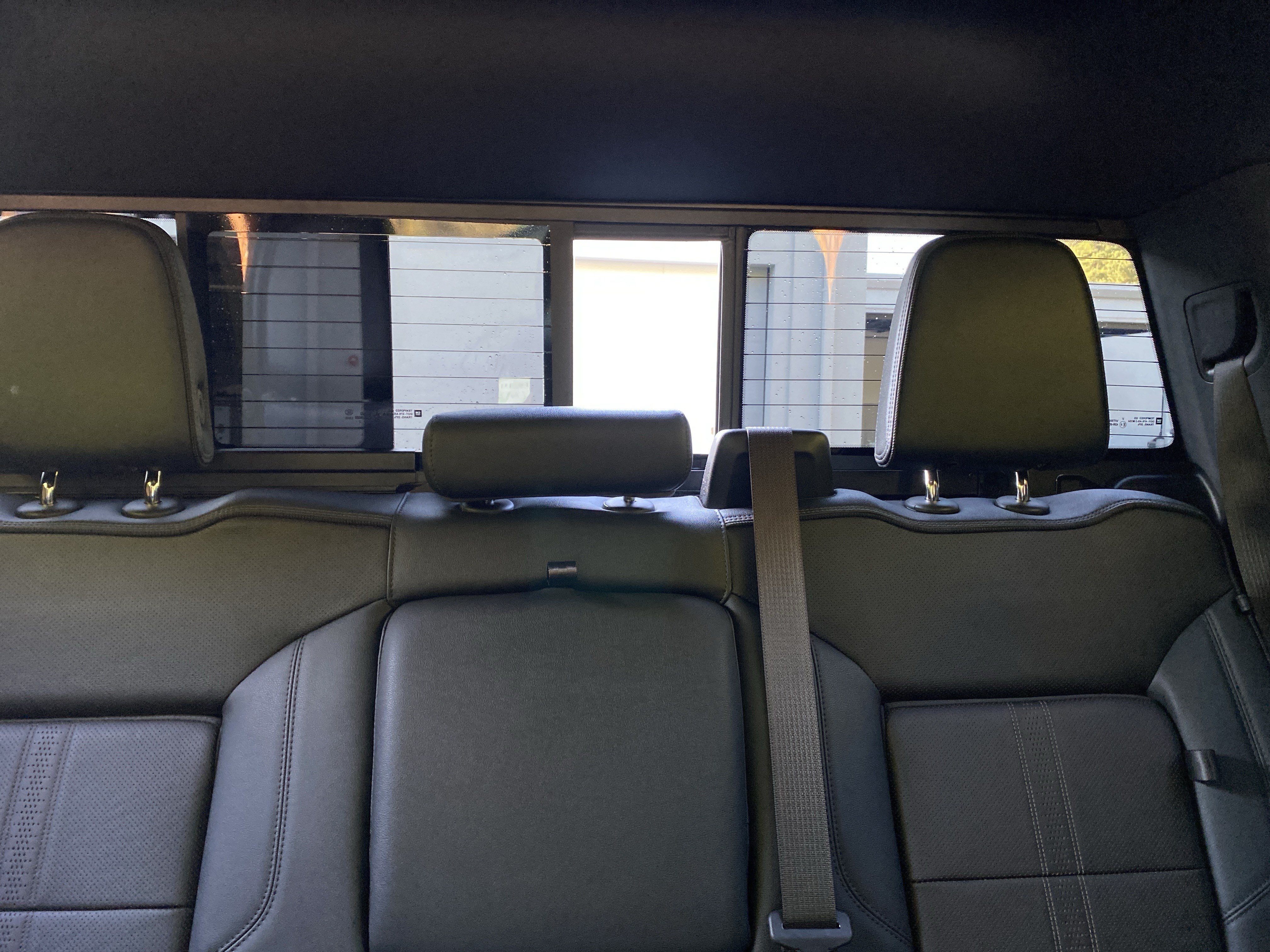 Used 2023 Chevrolet Silverado 1500 High Country w/ High Country Premium Package AWD/4WD image 38