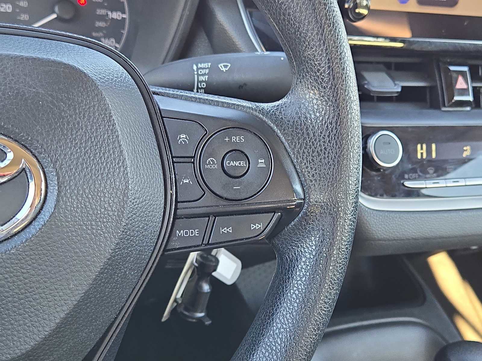 Used 2024 Toyota Corolla LE image 22