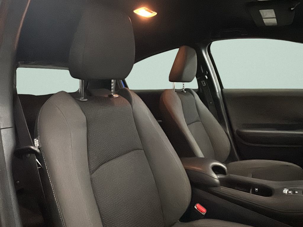 Used 2021 Honda HR-V Sport image 14