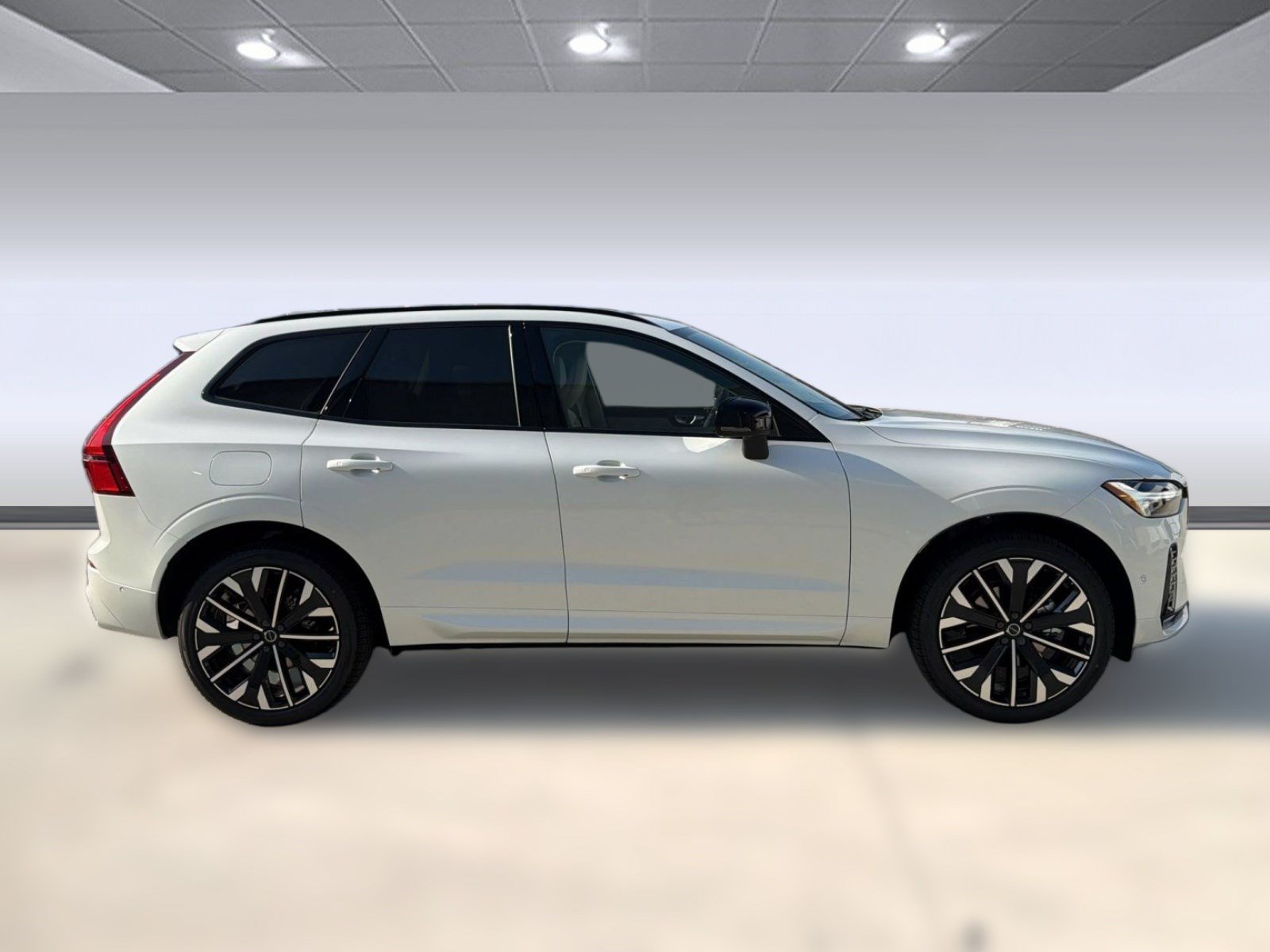 New 2026 Volvo XC60 B5 Ultra w/ Protection Package Premier AWD/4WD image 8