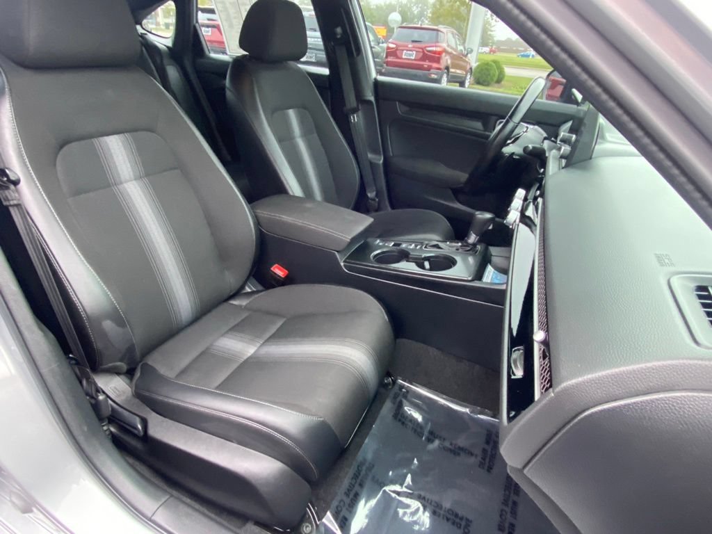 Used 2025 Honda Civic Sport image 37