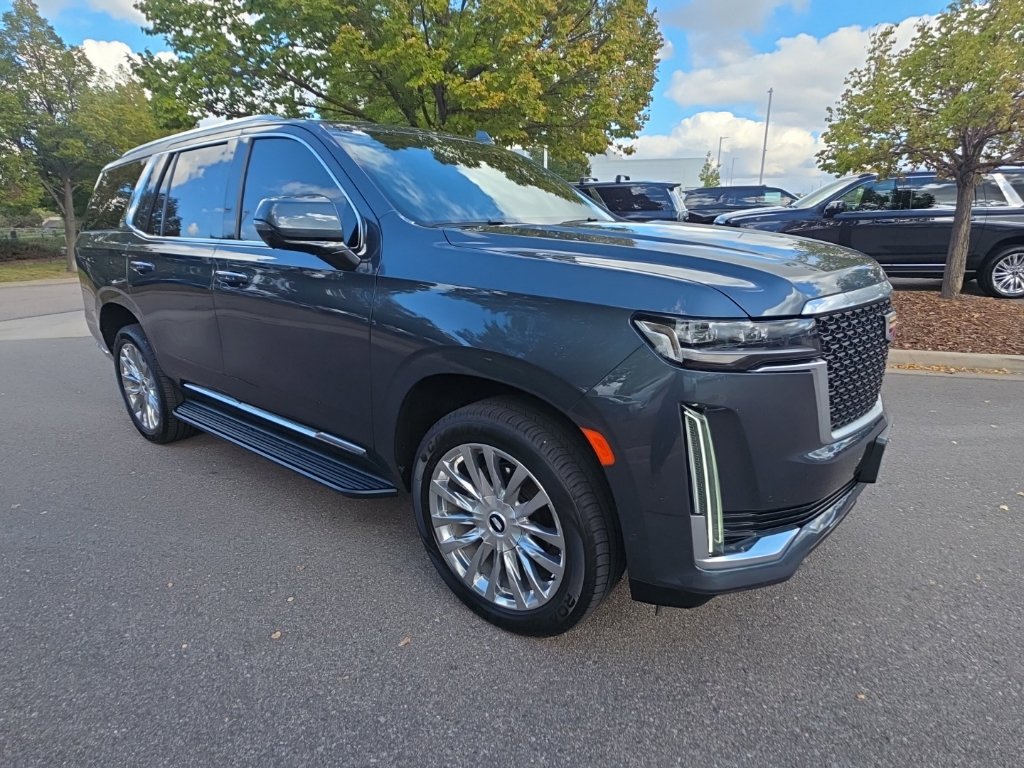 Used 2021 Cadillac Escalade Premium Luxury AWD/4WD image 8