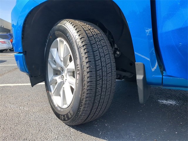 Used 2023 Chevrolet Silverado 1500 Custom image 35