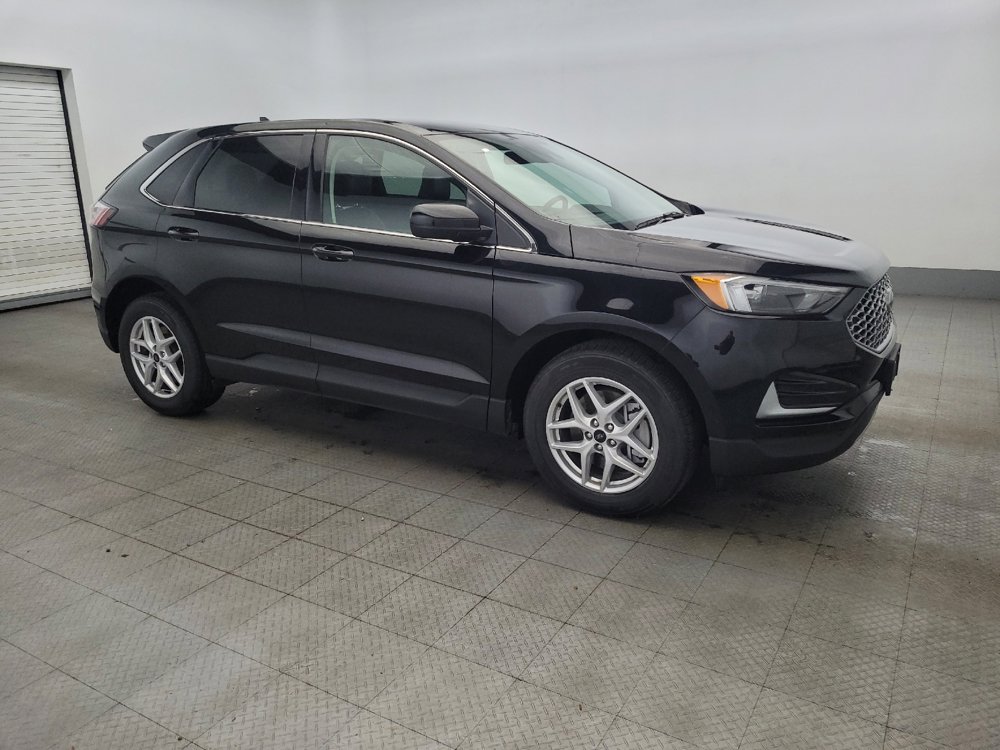 Used 2024 Ford Edge SEL image 11