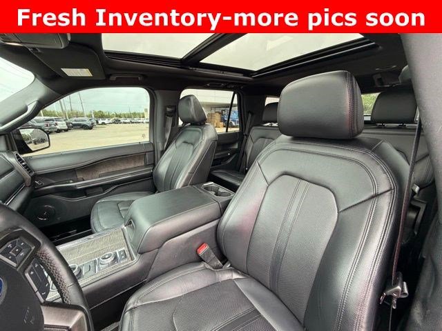 Used 2021 Ford Expedition Limited image 8