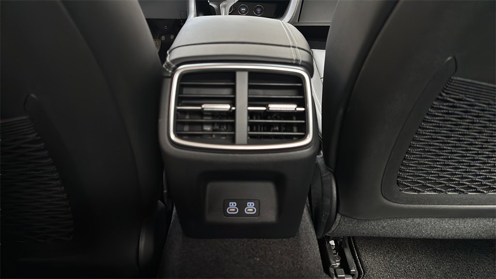 New 2026 Genesis G70 2.5T image 11