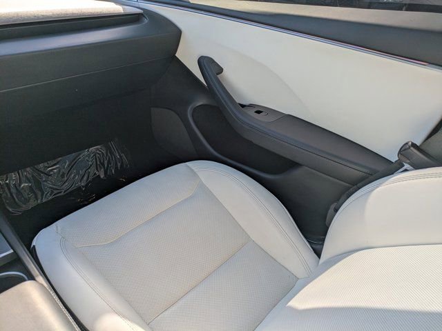 Used 2025 Tesla Model 3 Long Range image 14