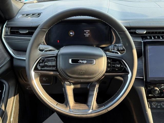 Certified 2025 Jeep Grand Cherokee Overland w/ Luxury Tech Group IV image 14