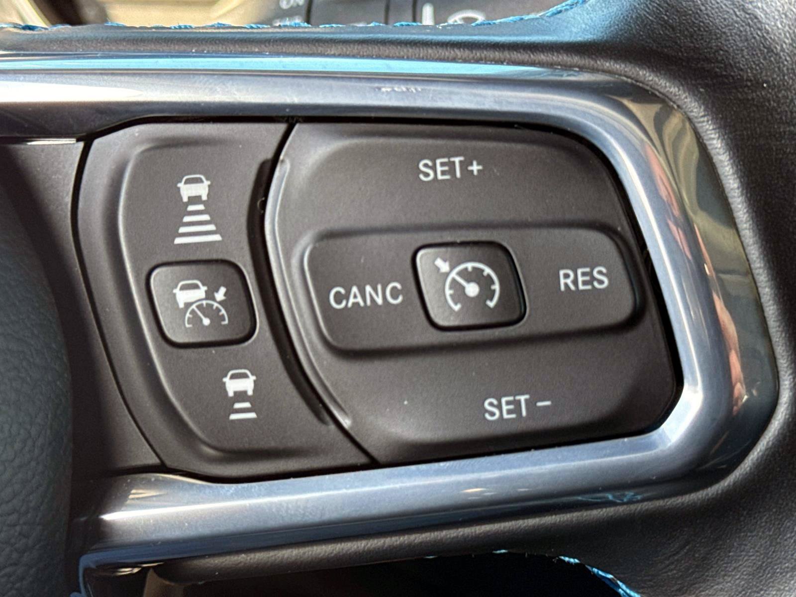 Used 2023 Jeep Wrangler Unlimited Rubicon 4xe w/ Steel Bumper Group AWD/4WD image 15