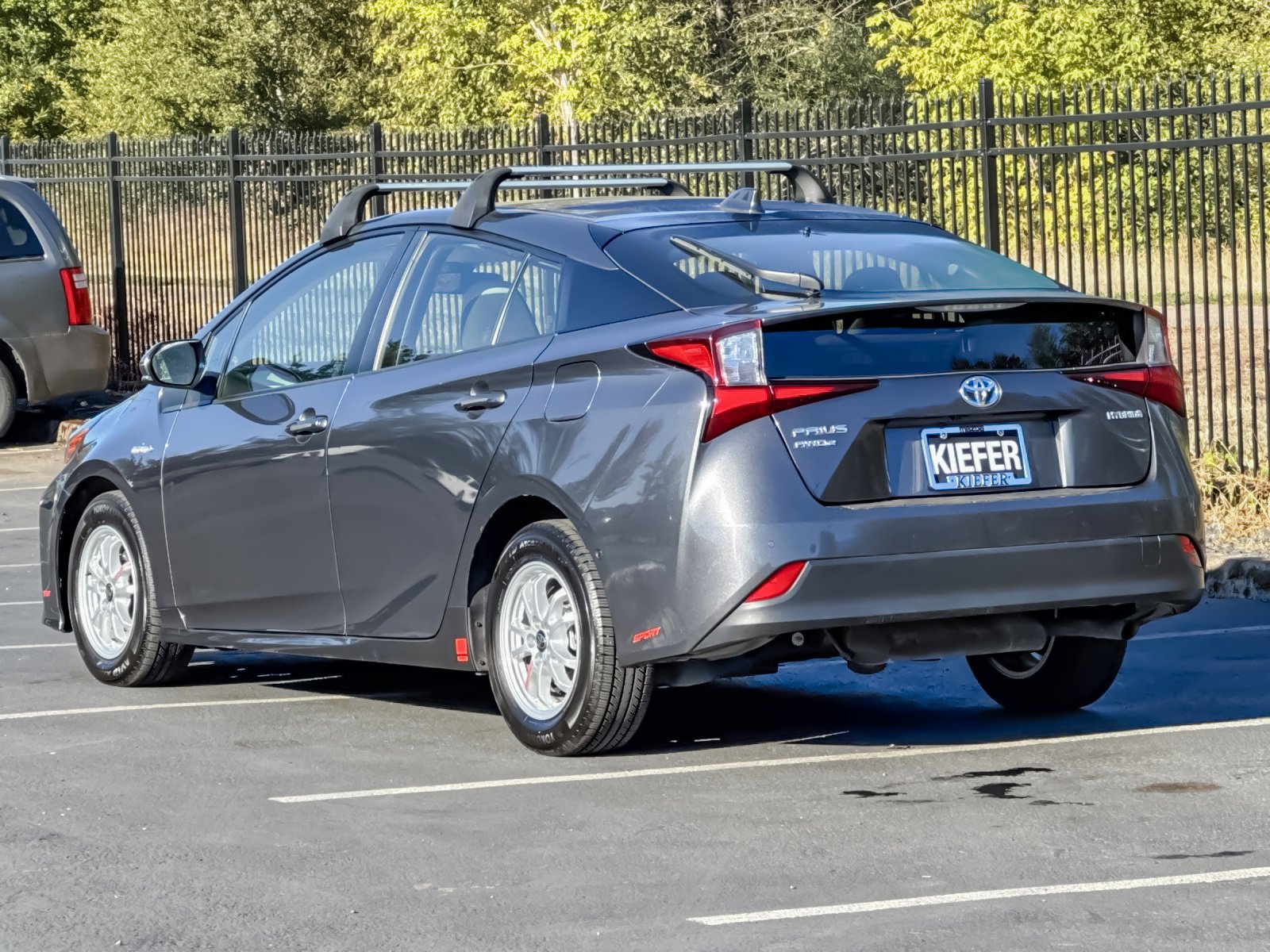 Used 2022 Toyota Prius LE image 6