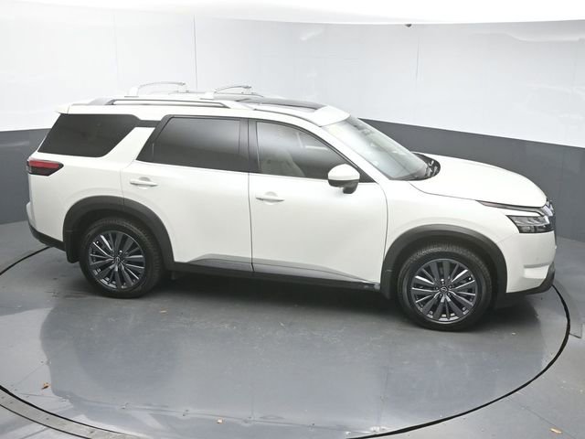 Used 2023 Nissan Pathfinder SL w/ SL Premium Package image 50